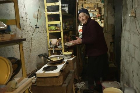 'Why should I evacuate?': Clinging to home in the ruins of eastern Ukraine