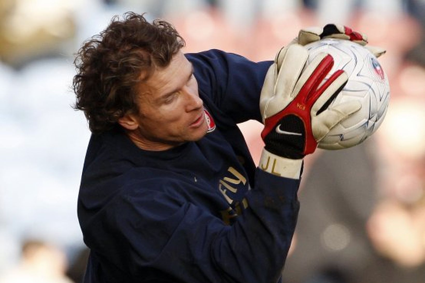 Jens Lehmann er enn í herbúðum Arsenal.