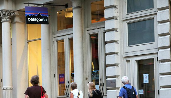 Stofnandi Patagonia gefur jörðinni fyrirtækið