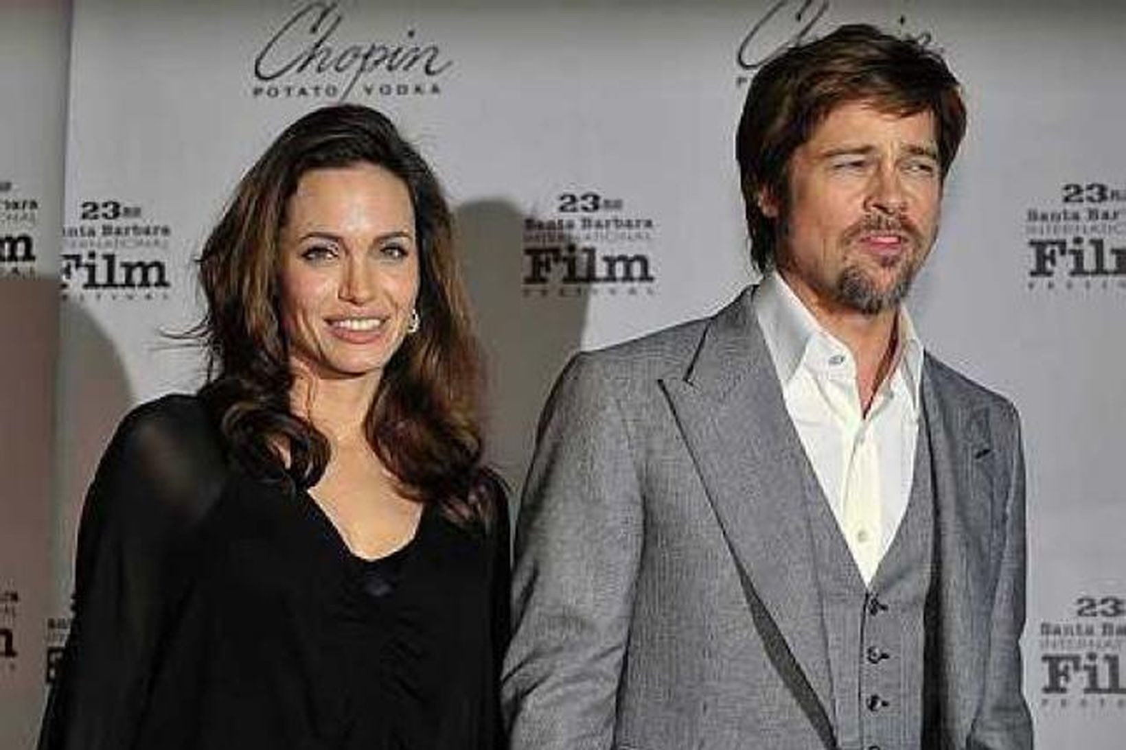 Anelina Jolie og Brad Pitt á kvikmyndahátíðinni í Santa Barbara