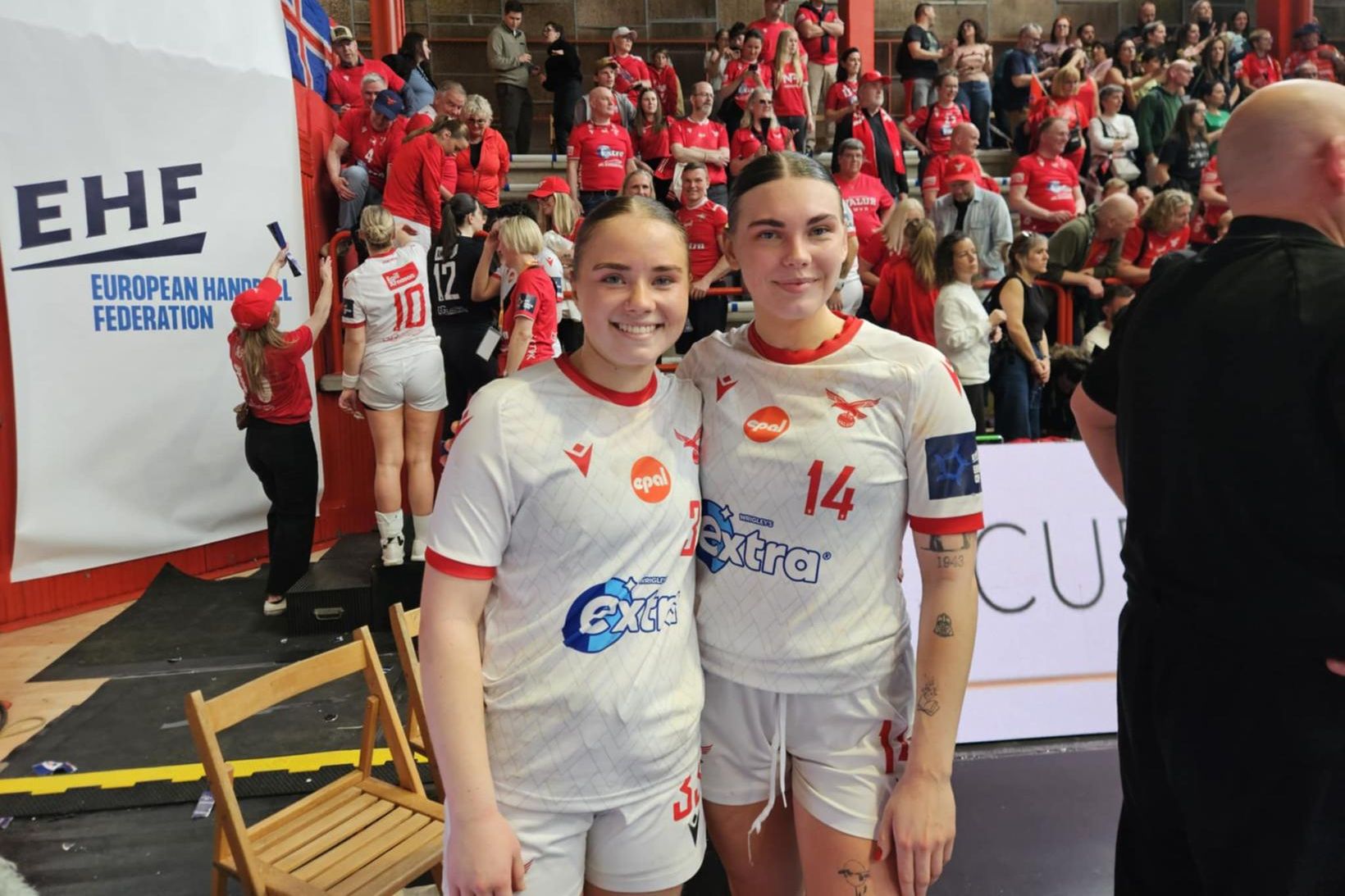 Elín Rósa Magnúsdóttir og Elísa Elíasdóttir eftir leik.