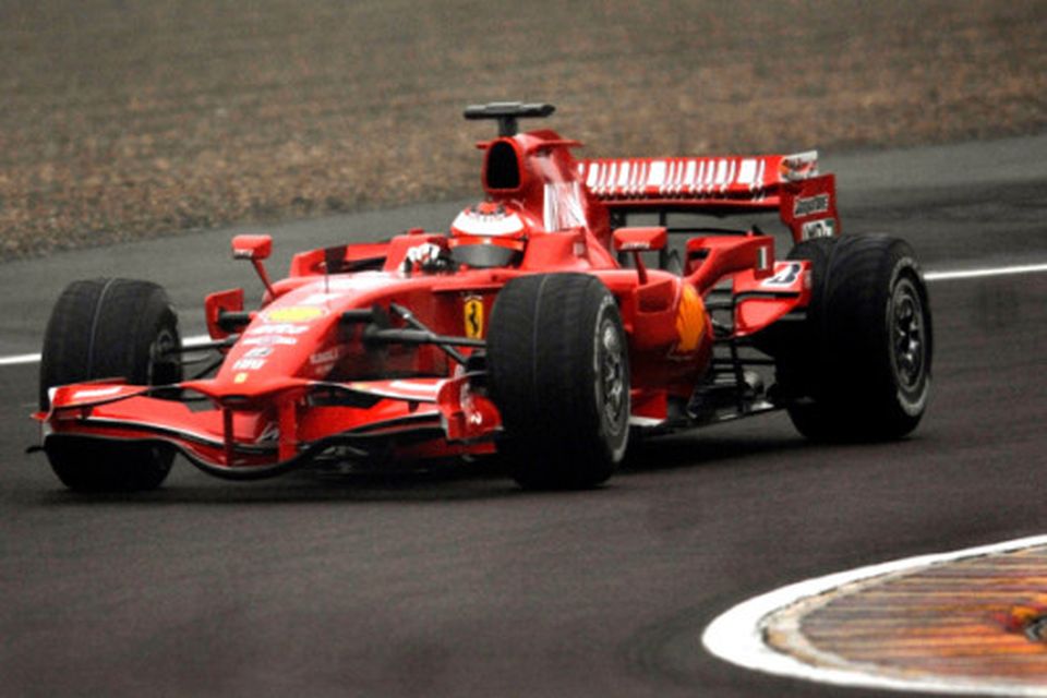 Kimi Räikkönen frumekur F2008-bílnum í Fiorano.