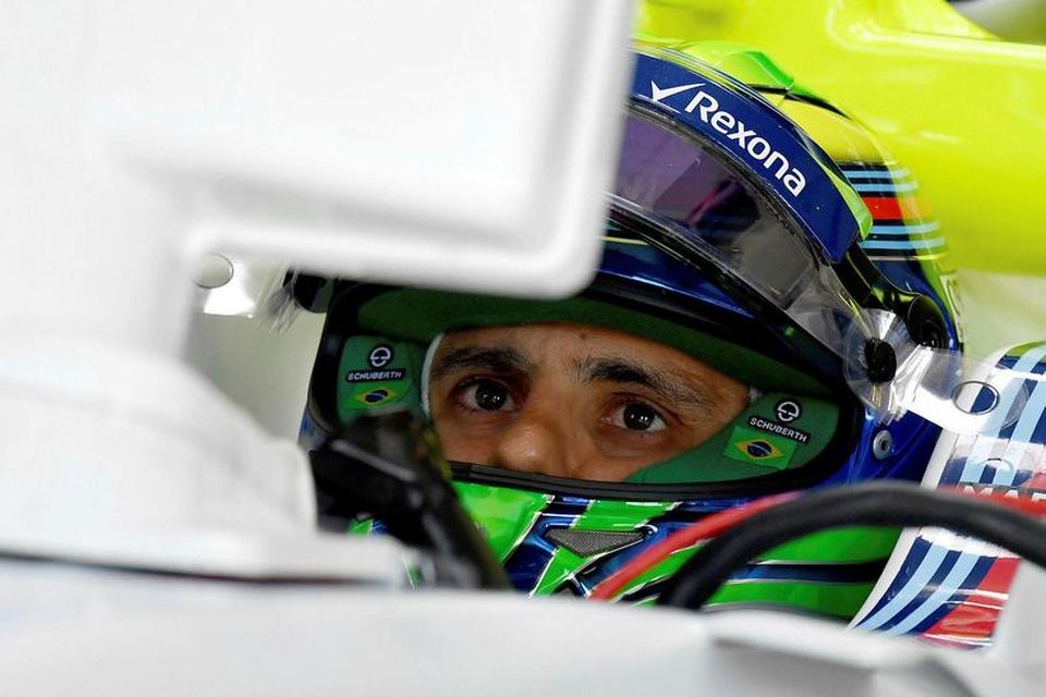 Felipe Massa í bíl sínum í Búdapest í gær.