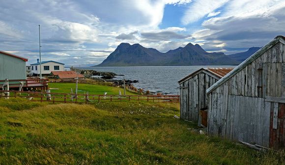 Bíða með ákvörðun um kostamat