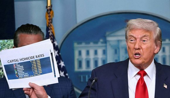 Trump tekur yfir stjórn lögreglunnar 