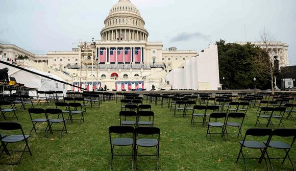 Þungvopnaður maður handtekinn í Washington