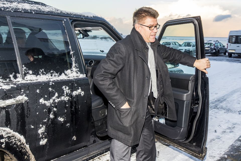 Gunnar Bragi Sveinsson utanríkisráðherra kemur til ríkisráðsfundar í dag.