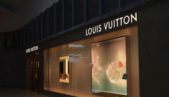 Louis Vuitton framleiðir handspritt