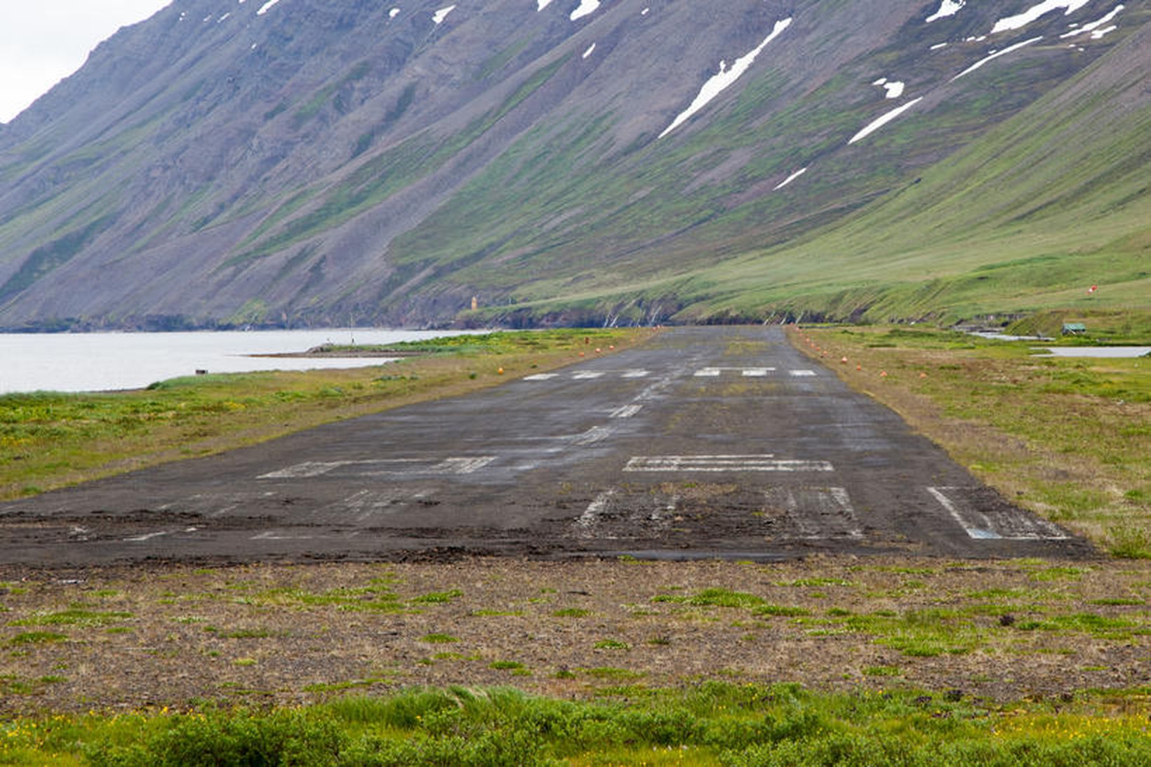 Flugbrautin á Siglufirði er í slæmu ástandi.