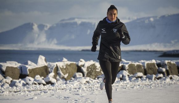 FH-ingar halda sér í formi með heimaæfingum