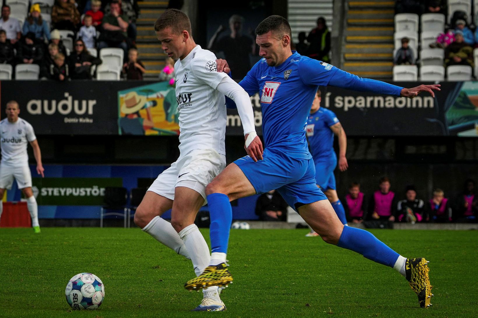 Leik í Bestu deildinni flýtt