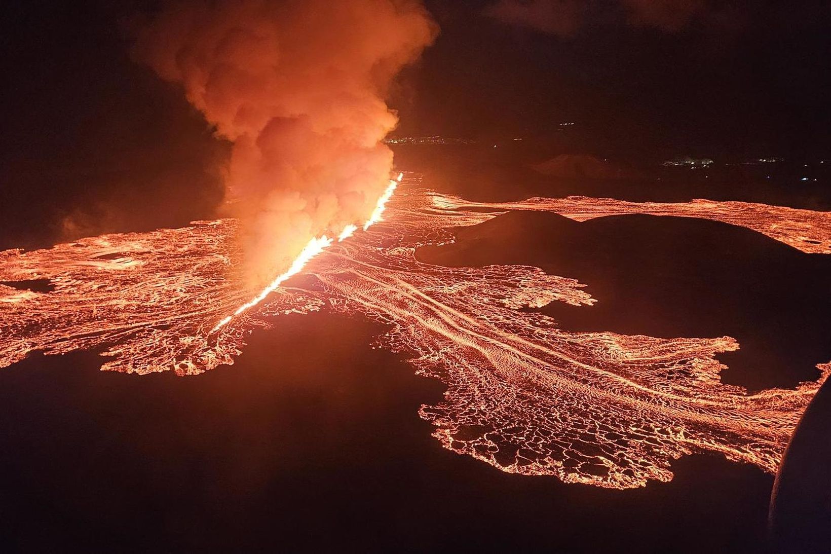 Sprungan er talin vera 2,5 km að lengd.