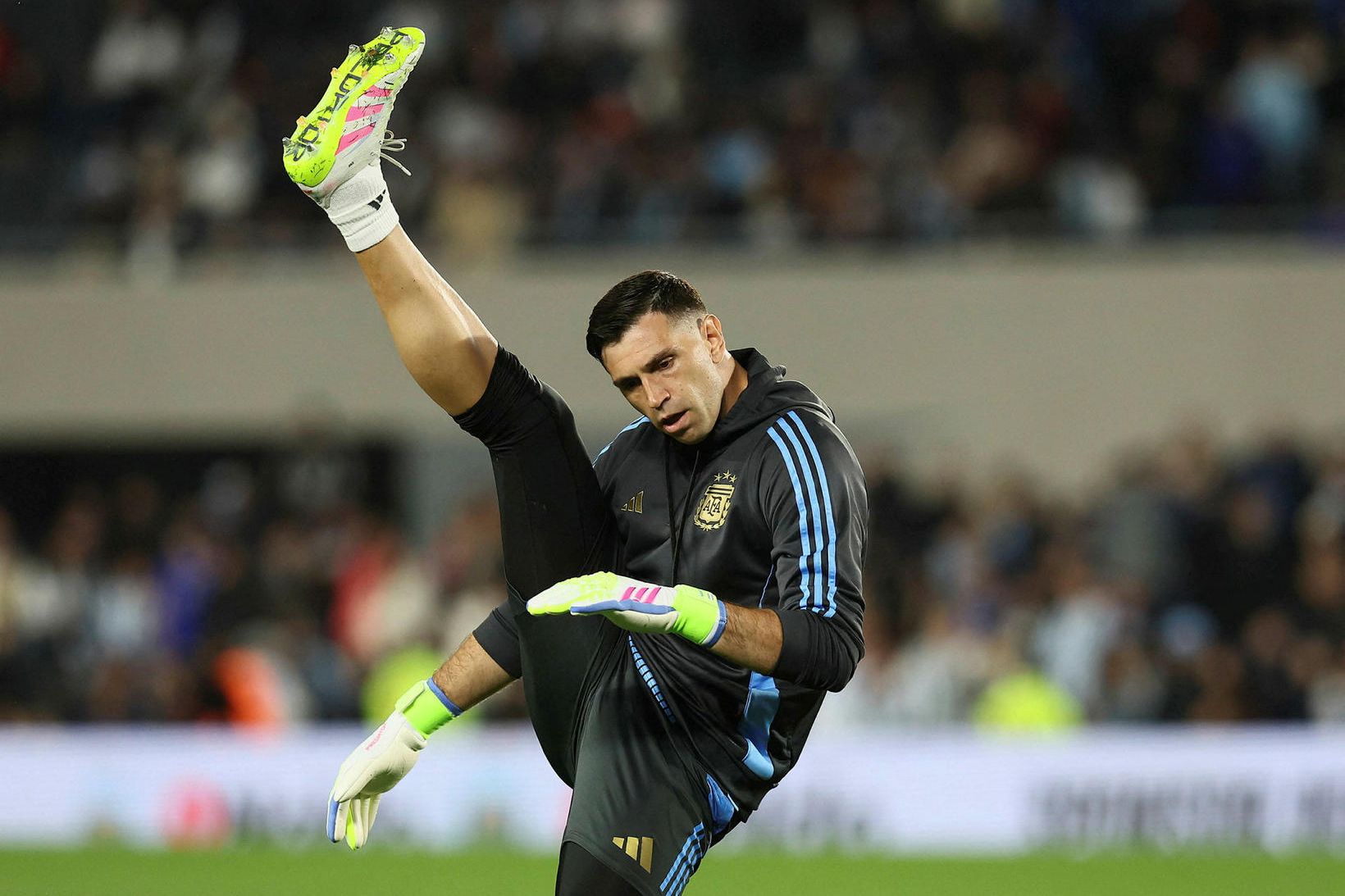 Emiliano Martinez vill vera áfram á Englandi.