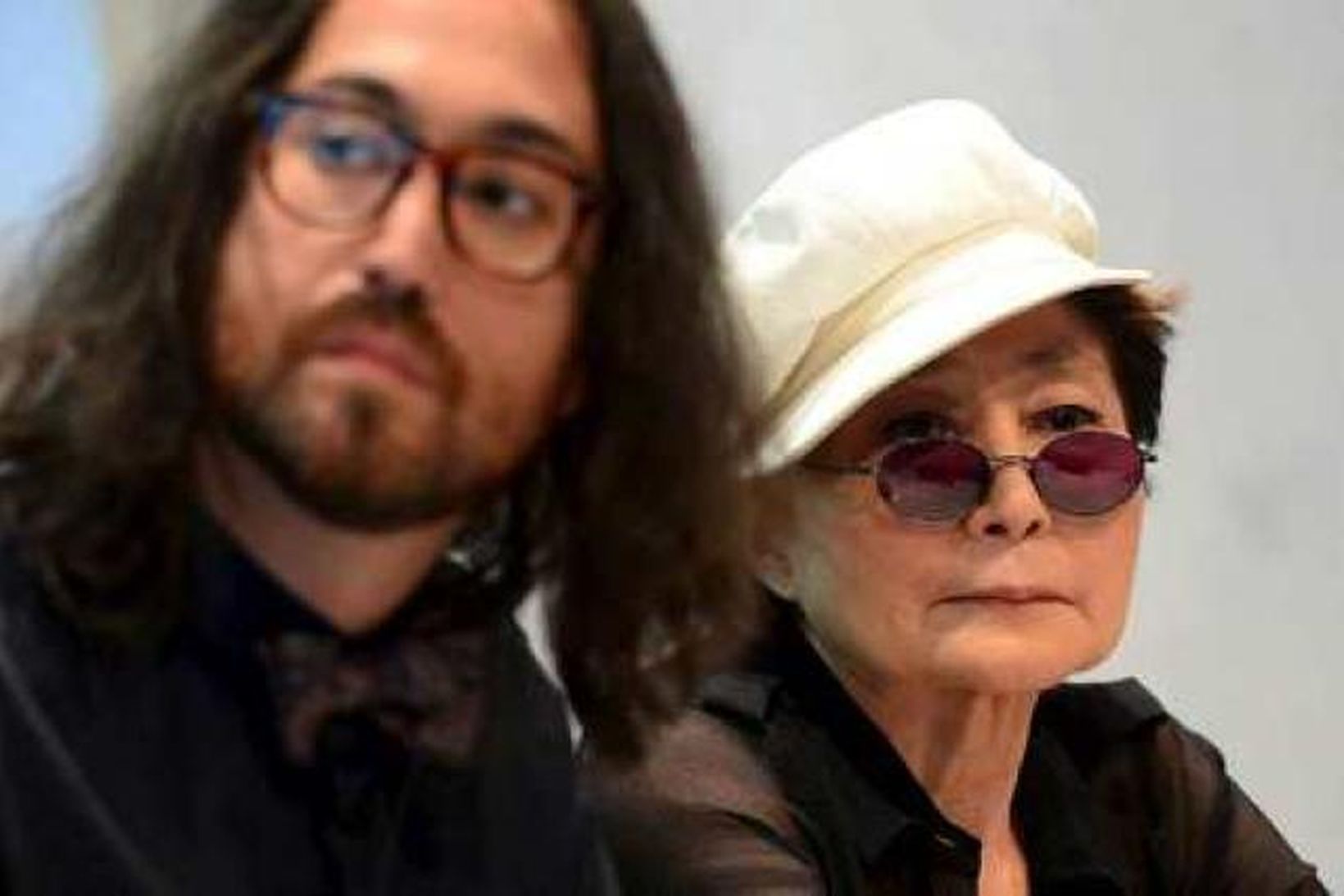 Sean Lennon, sonur Yoko Ono og John Lennon mun stýra …