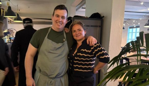 Emilíana Torrini rétt náði á Slippinn fyrir lokun