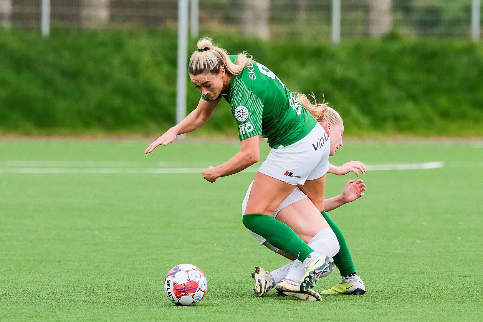 Katrín Ásbjörnsdóttir skoraði sitt 80. mark í deildinni.