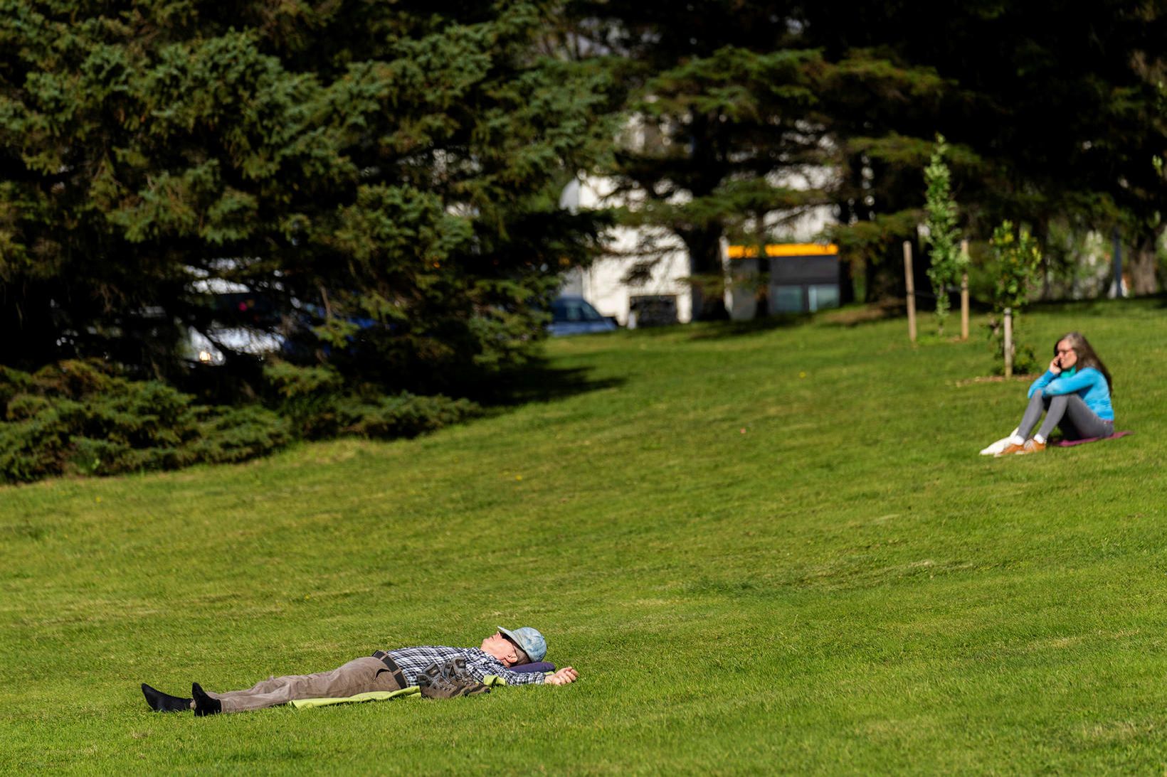 Hlýjast verður á Suðurlandi. Þó líklega ekki nógu hlýtt til …