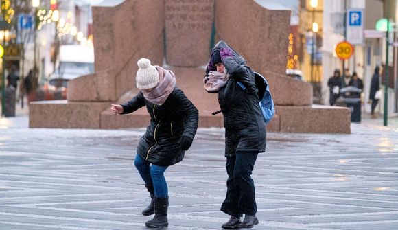 „Óveður af verri gerðinni“ nálgast