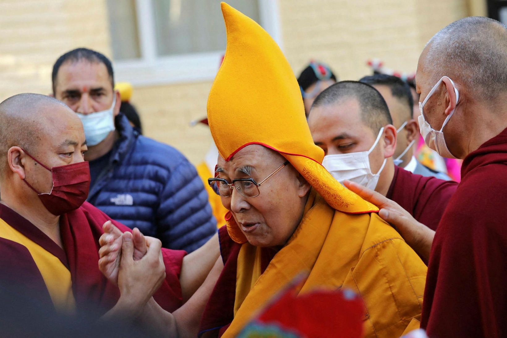Dalai Lama í McLeod Ganj 5. apríl síðastliðinn.