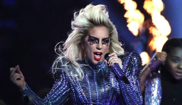 Lady Gaga með tónlistarhátíð heima í stofu