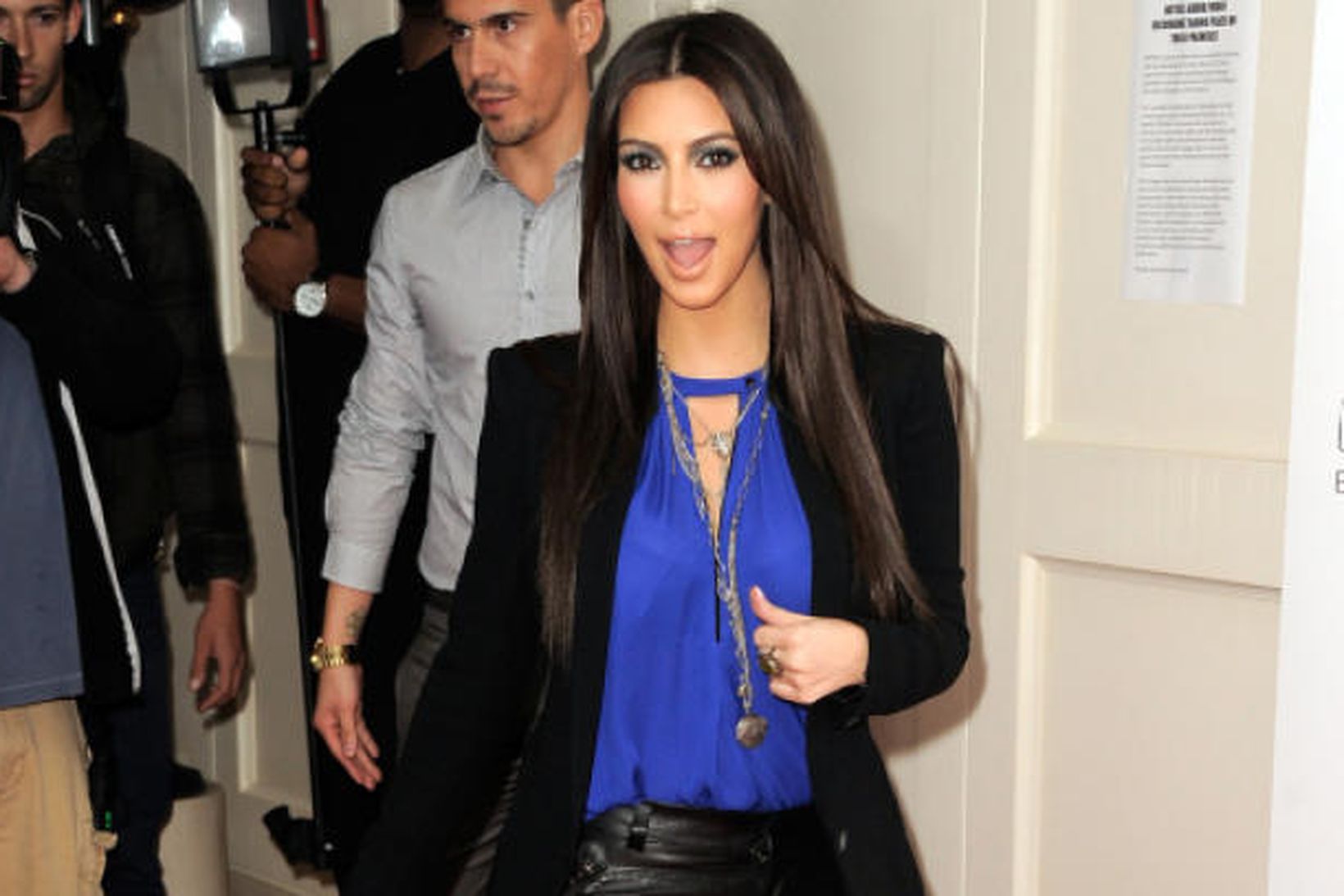 Kim Kardashian er með alveg slétt enni.