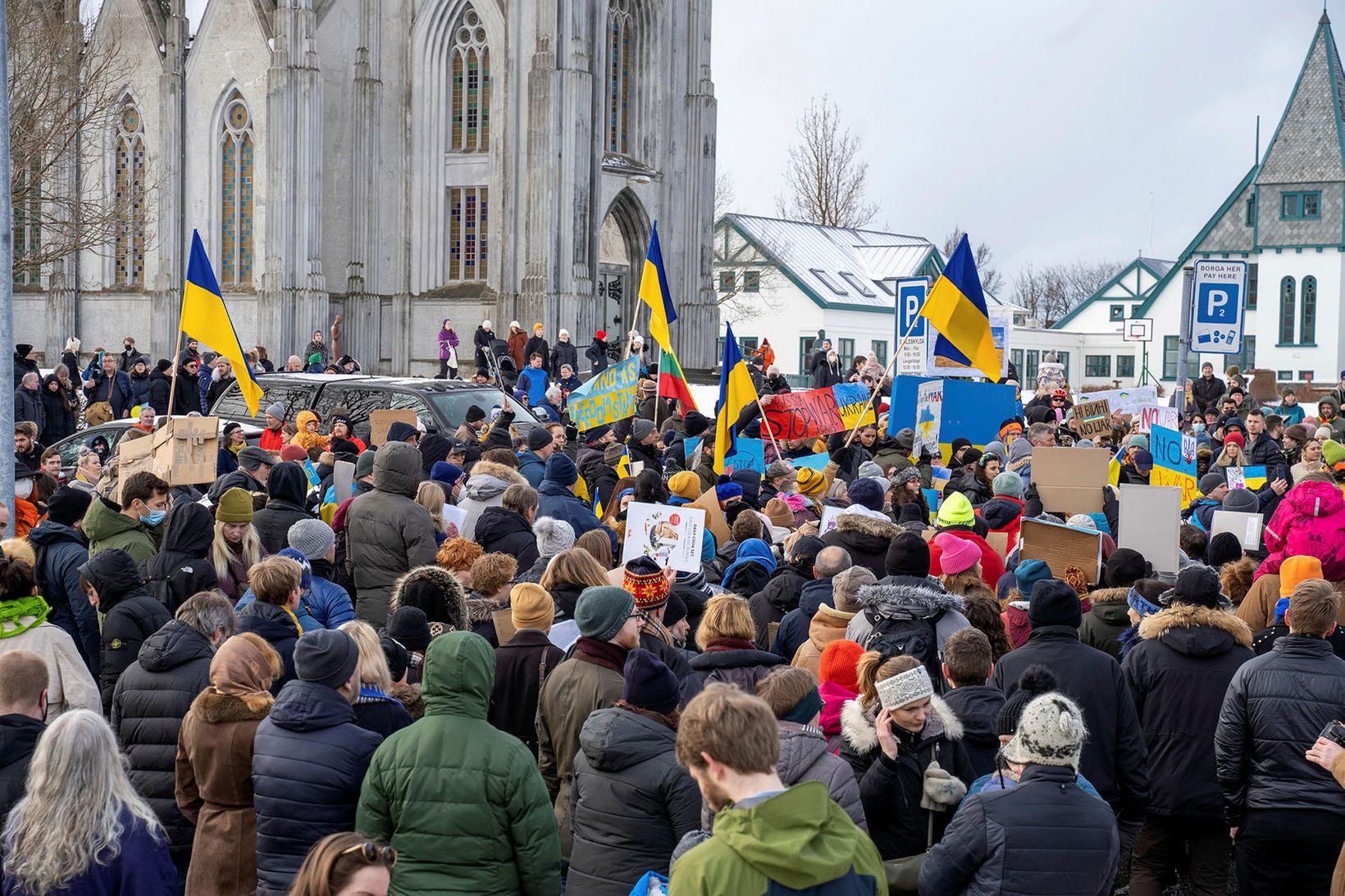 Breytingin á við um þá sem þegar hafa fengið vernd …