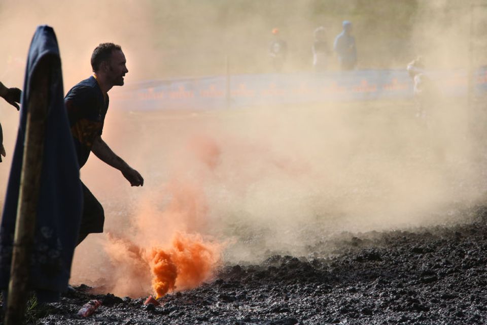 Mýrarboltinn hefur skipað sér fastan sess í bæjarlífi Ísafjarðar um verslunarmannahelgina.