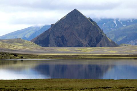 Hálendi Íslands er mært á vef The Guardian.