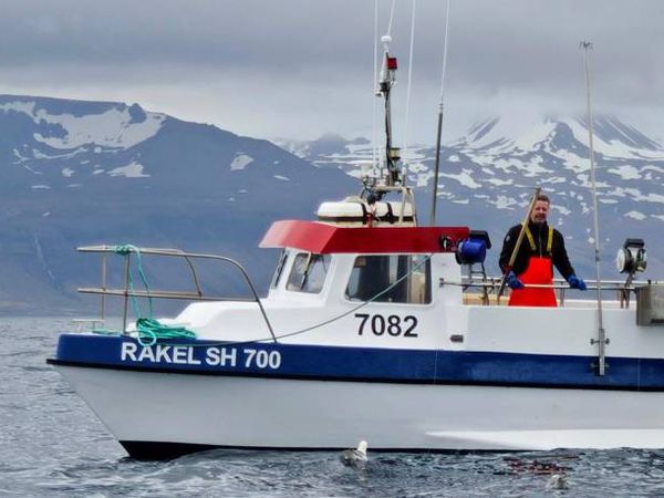 Rakel SH at Grundarfjörður this week. The couple, Ómar Marísson and Ingibjörg Steinþórsdóttir with the fishing gear and lots of fine cod.