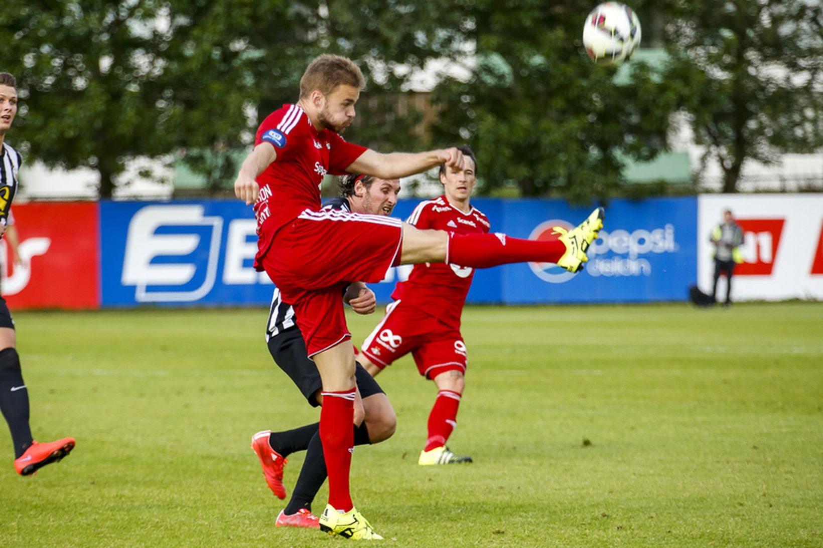 Hólmar Örn Eyjólfsson í leik með Rosenborg gegn KR í …