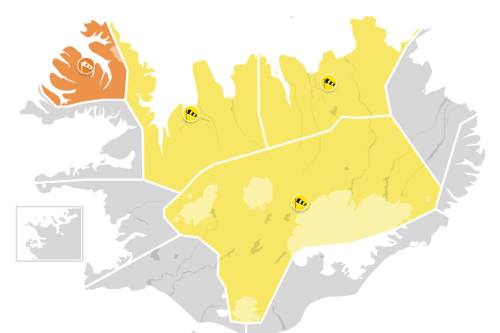 Appelsínugul viðvörun ríkir nú á Vestfjörðum.