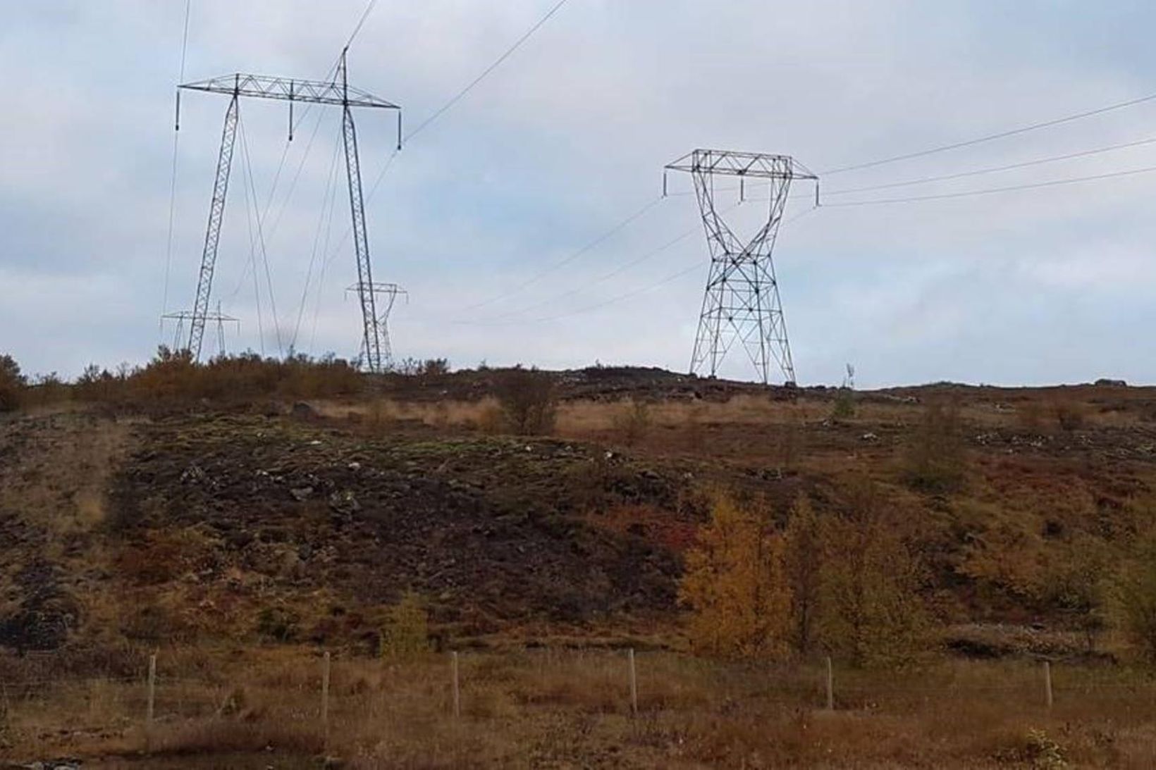 Núverandi Kolviðarhólslína er gömul og úr sér gengin og mun …