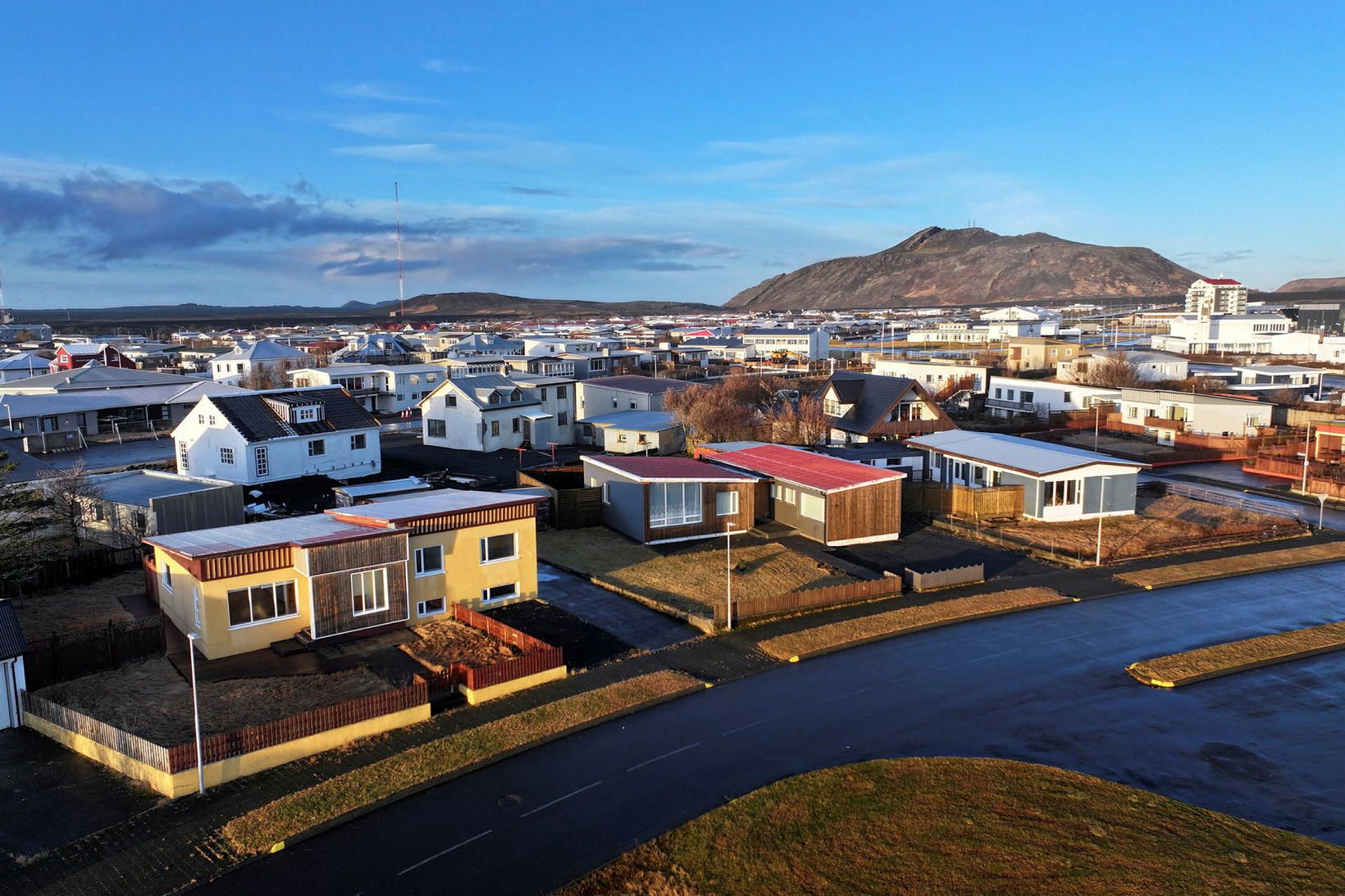 Ekki mælt með að barnafjölskyldur flytji í bæinn