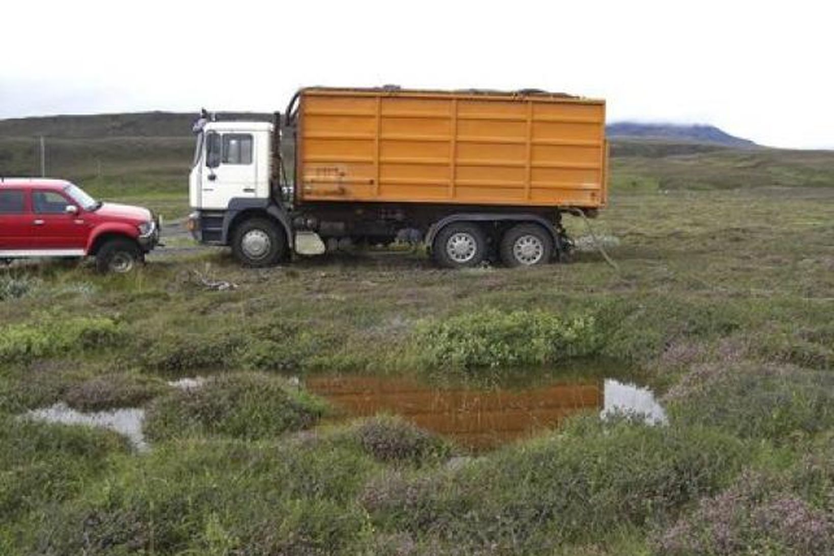 Skólpvatn var losað á vatnsverndarsvæði í Kárastaðalandi á Þingvöllum.