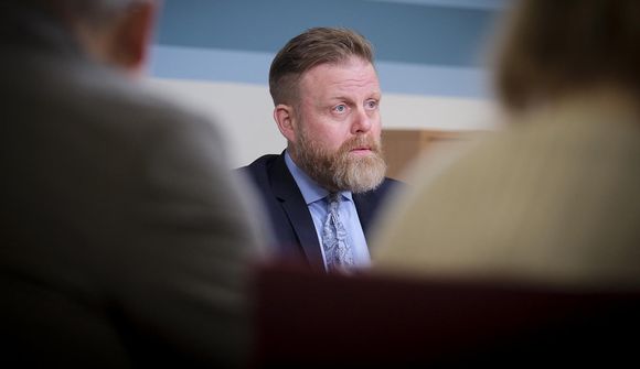 Vinnumarkaðurinn neitar að taka ábyrgð