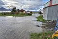 Innlyksa Hér hefur flætt að bænum Syðri-Húsabakka í Skagafirði og hlaðið á floti.