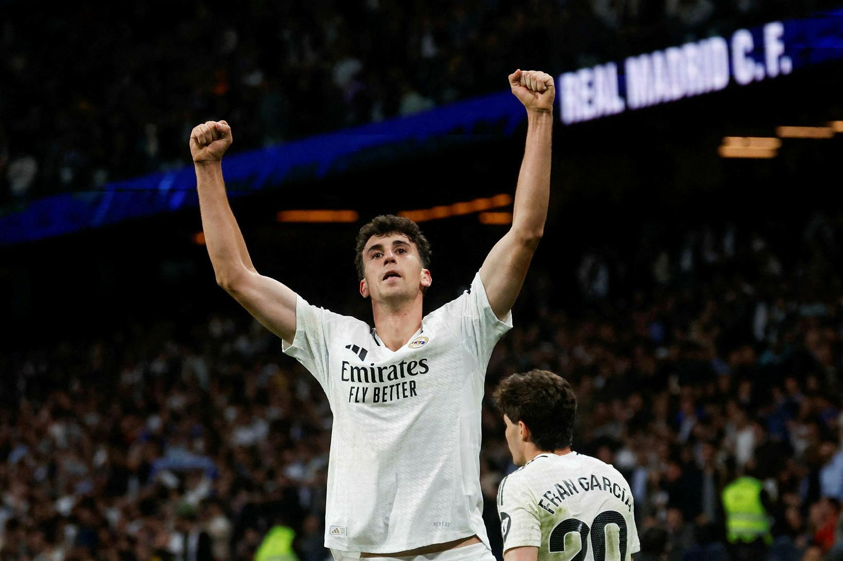 Jacobo Ramón fagnar sigurmarki sínu fyrir Real Madrid í kvöld.
