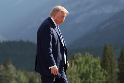 Trump er sakaður um að hella olíu á eldinn í átökum Íran og Ísrael.