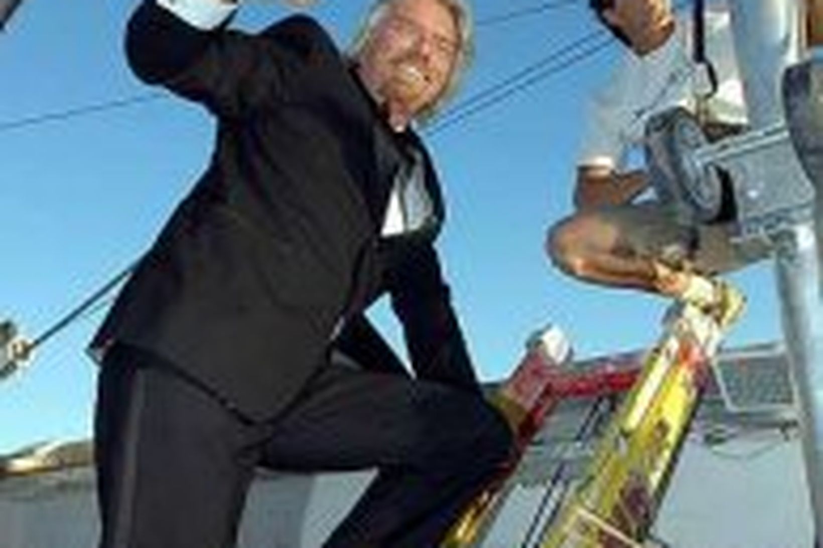 Branson vill bjarga Northern Rock og nefna hann Virgin Money.