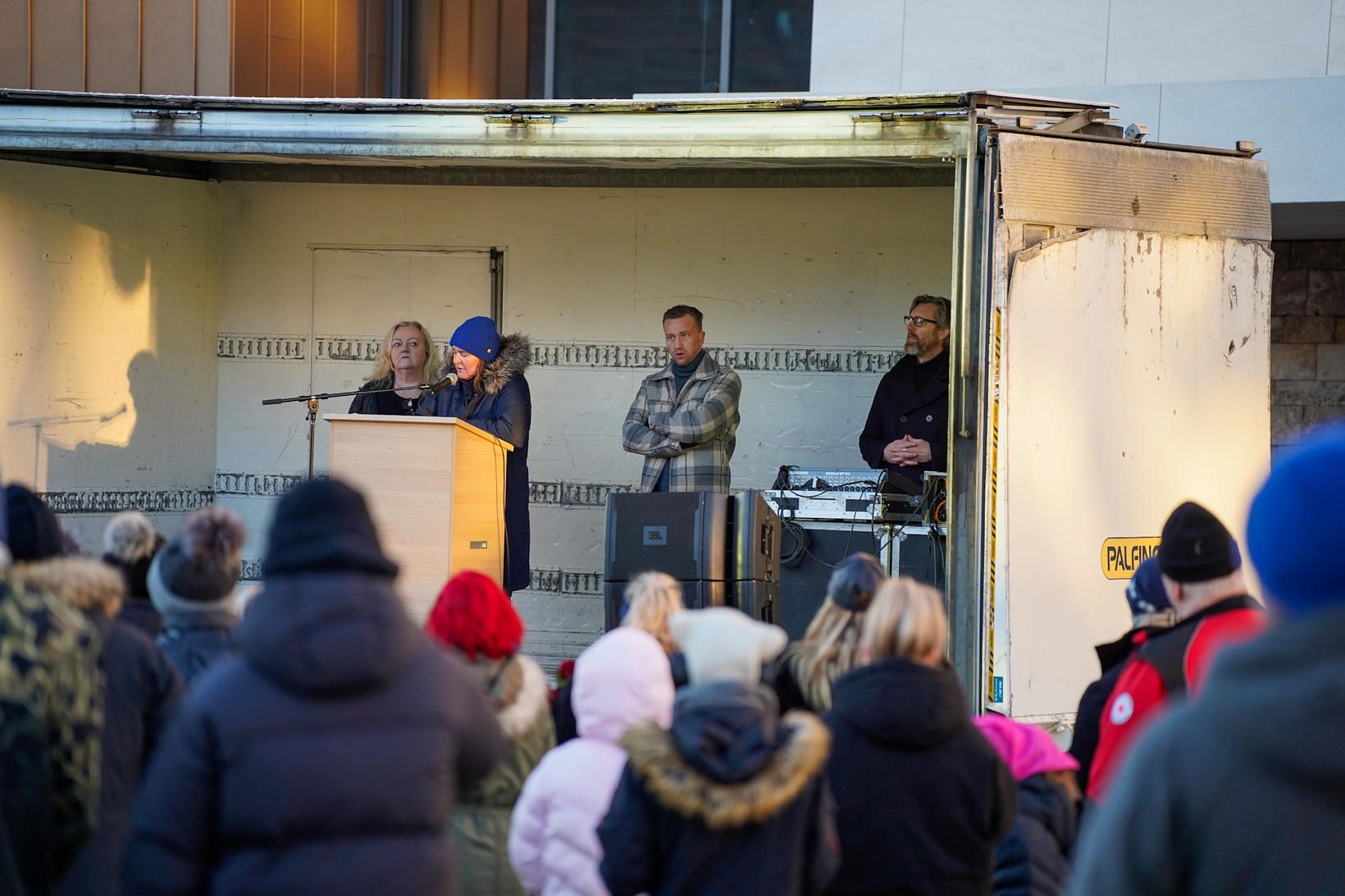 Samtök aðstandenda og fíknisjúkra efndu til mótmæla á Austurvelli. Samtökin …