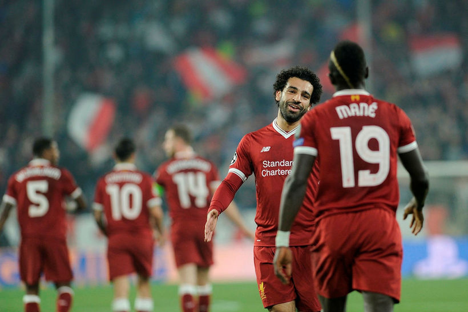 Sadio Mané og Mohamed Salah koma til greina sem knattspyrnumaður …