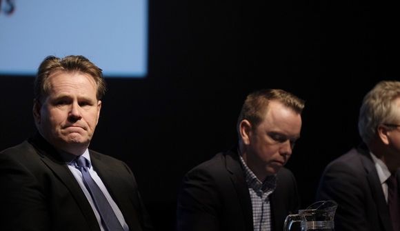 Verði á tánum en ekki hnjánum