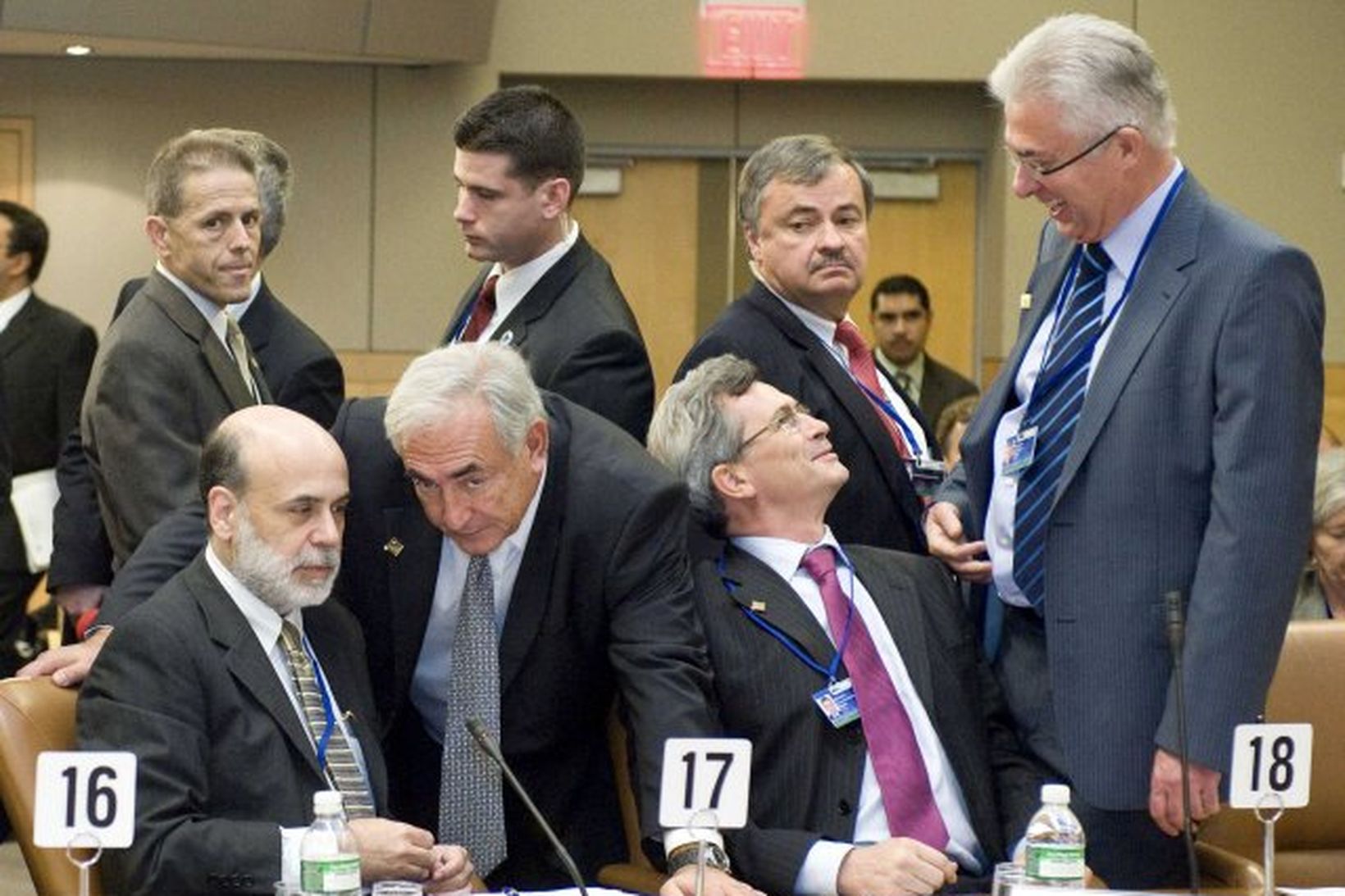 Ben Bernanke, seðlabankastjóri Bandaríkjanna, Dominique Strauss-Kahn, framkvæmdstjóri IMF, Bernard Clerfayt, …
