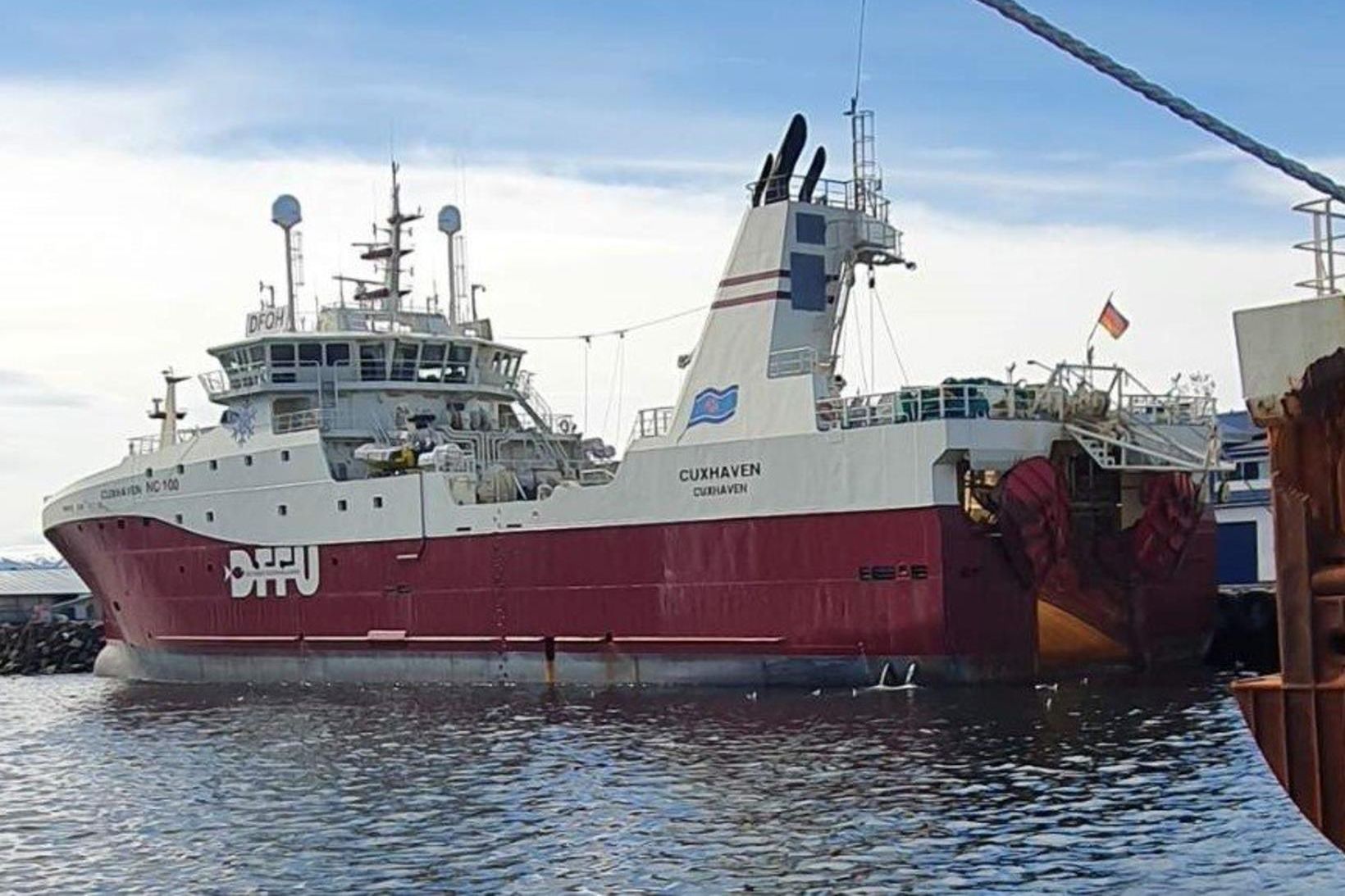 Cuxhaven landar á Akureyri í morgun.