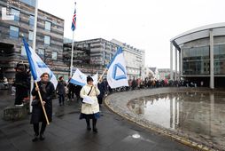 Kennarar mótmæla við ráðhúsið í Reykjavík.