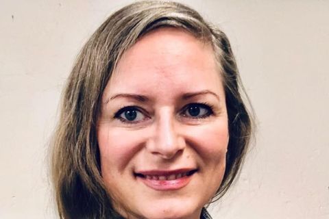 Erna Ýr Öldudóttir has already managed to get new camera equipment for her trip to Donbas in Ukraine.