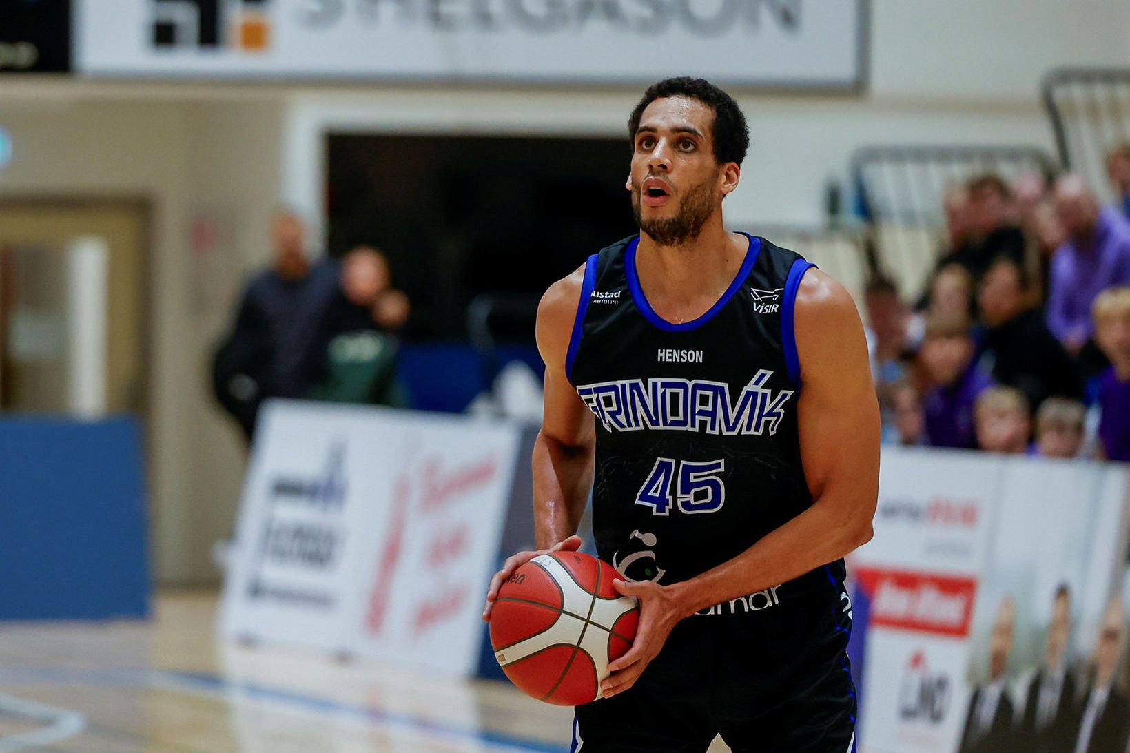 Háar sektir eftir lætin í Grindavík