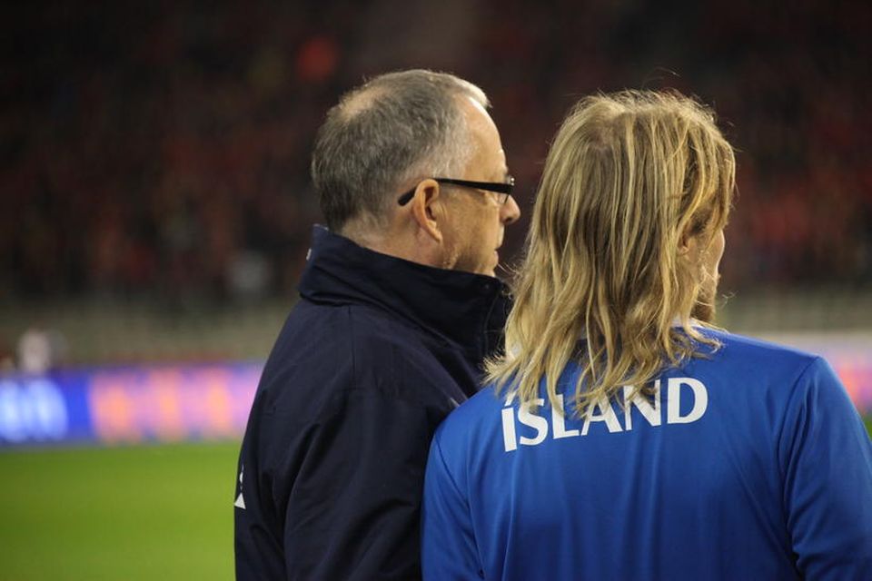 Lars Lagerbäck og Birkir Bjarnason.