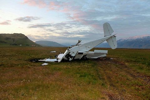 The plane wreck near Múlakot, South Iceland.