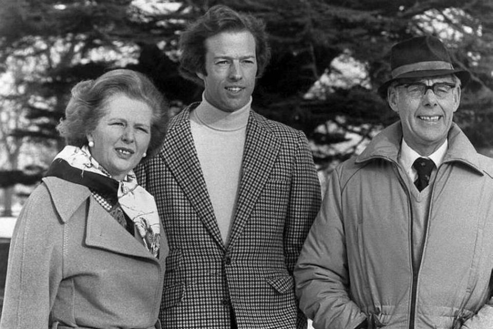16. janúar, 1982. Margaret Thatcher ásamt syni sínum Mark og eiginmanni Denis.